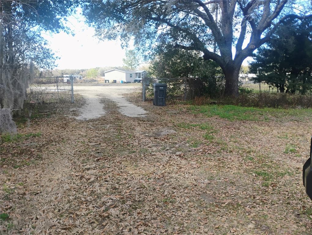 701 SEMINOLE SAND ROAD, PLANT CITY, FL 33566 photo 3