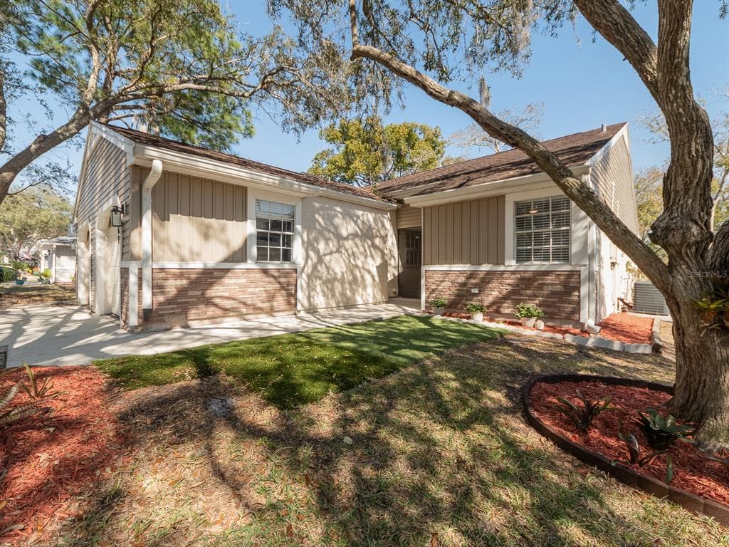 269 PETREA DRIVE, PALM HARBOR, FL 34684 photo 2