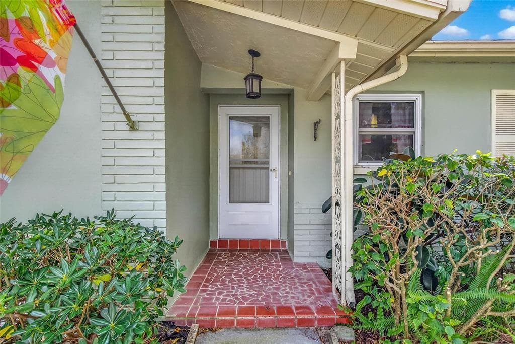 144 TALLEY Drive, PALM HARBOR, FL 34684 photo 2