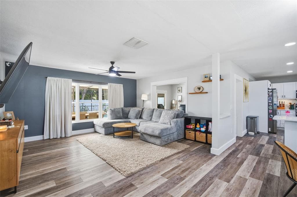 4622 BAY COURT AVENUE, TAMPA, FL 33611 photo 4