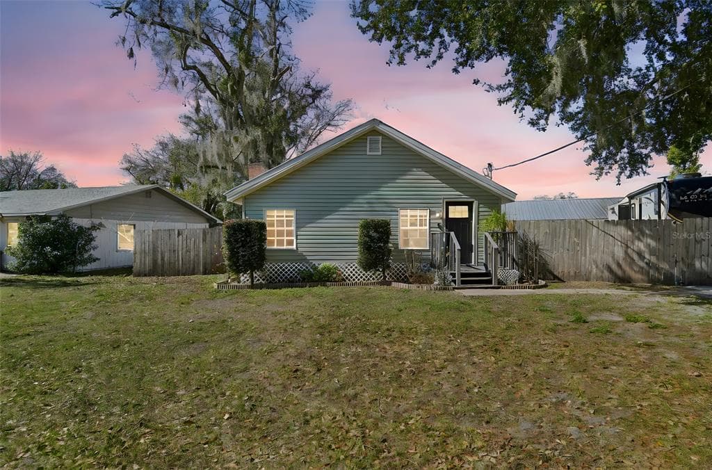 407 PEVETTY Drive, PLANT CITY, FL 33563 photo 2