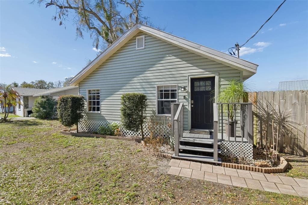 407 PEVETTY Drive, PLANT CITY, FL 33563 photo 5