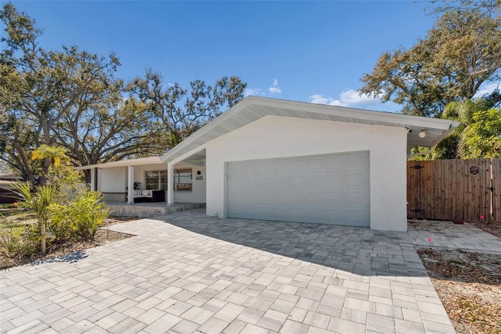 6695 CANTON STREET, Street PETERSBURG, FL 33712 photo 3