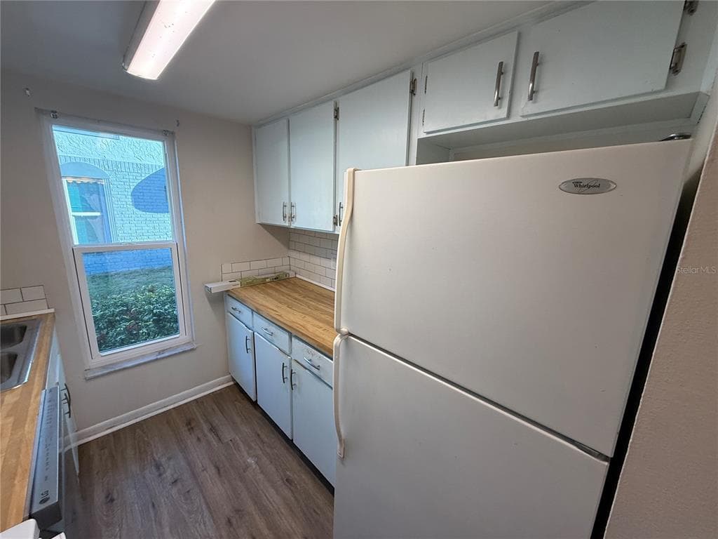 5120 TEMPLE HEIGHTS Road Unit D, TAMPA, FL 33617 photo 5