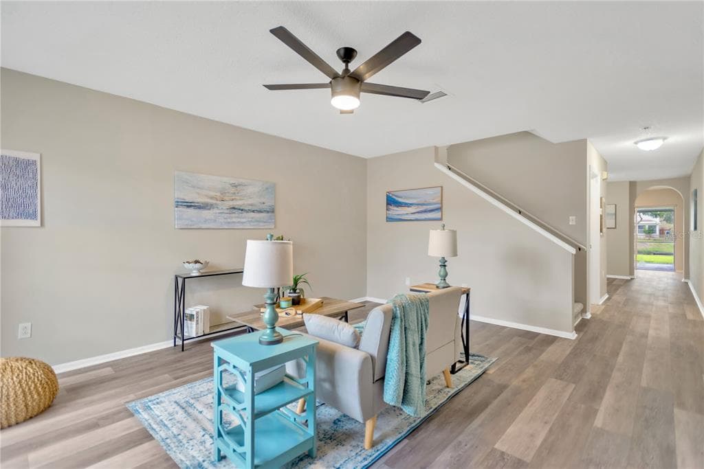 327 KENSINGTON LAKE CIRCLE, BRANDON, FL 33511 photo 5