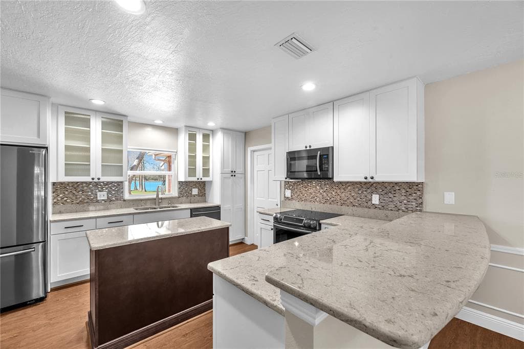 2004 CAPRI ROAD, VALRICO, FL 33594 photo 3