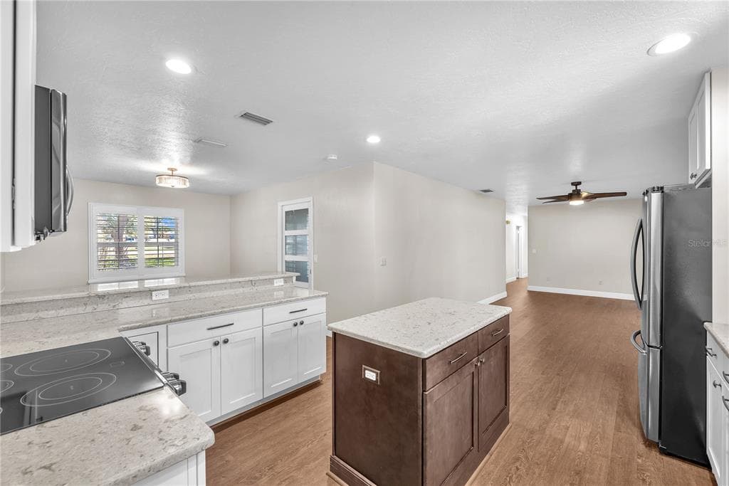 2004 CAPRI ROAD, VALRICO, FL 33594 photo 5