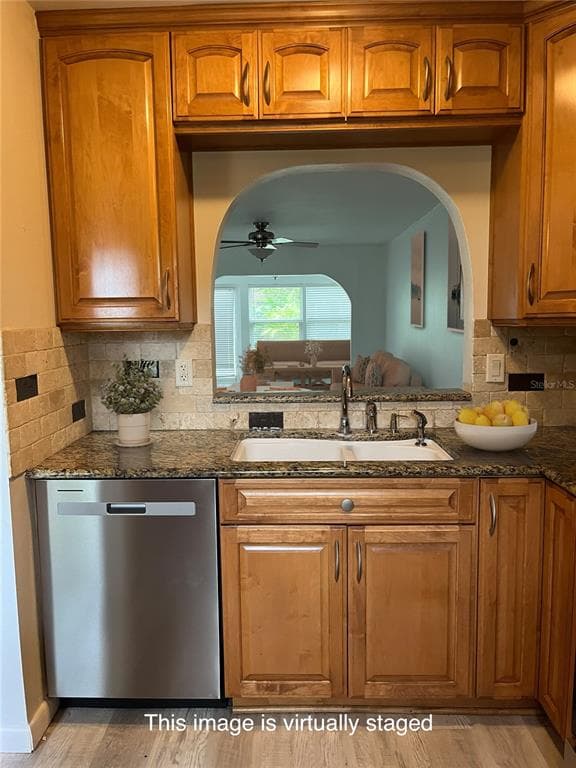 3160 HIGHLANDS Boulevard Unit 3160, PALM HARBOR, FL 34684 photo 3