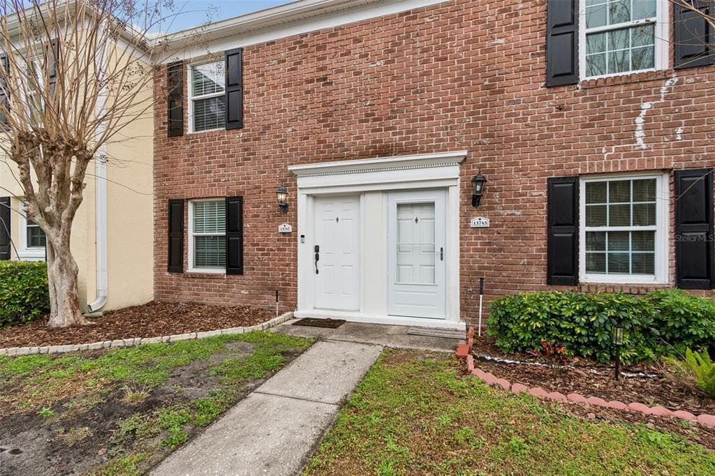 13747 JUNIPER BLOSSOM Drive, TAMPA, FL 33618 photo 2