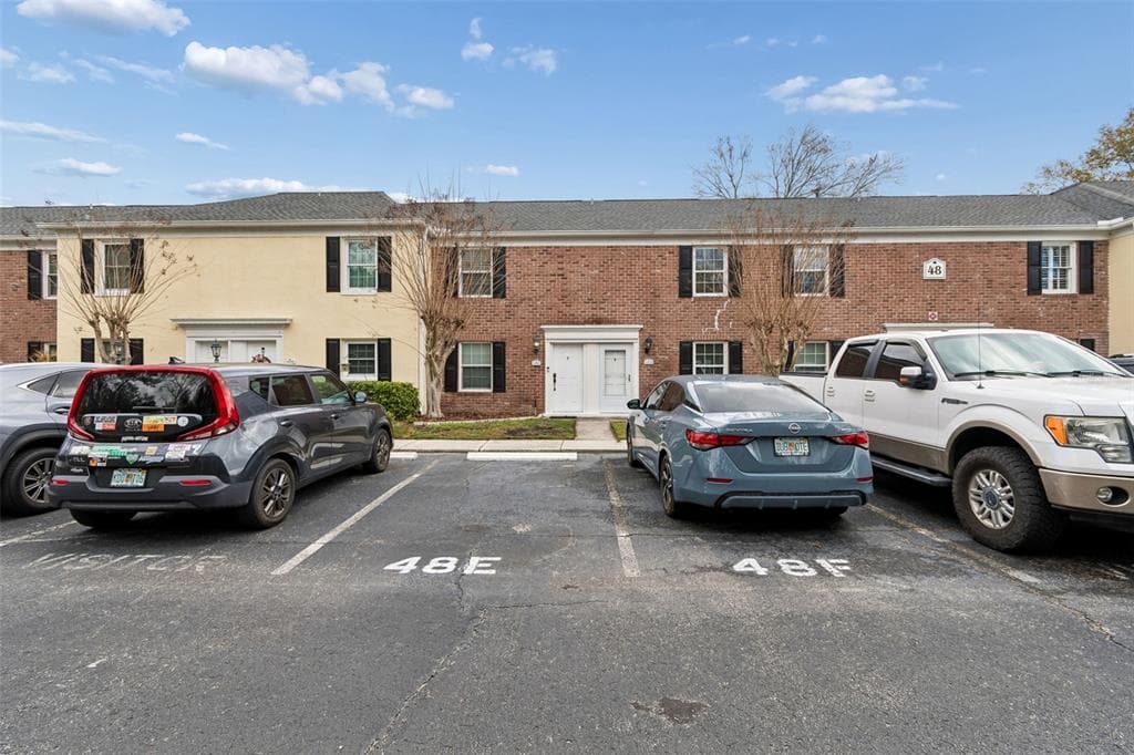 13747 JUNIPER BLOSSOM Drive, TAMPA, FL 33618 photo 3