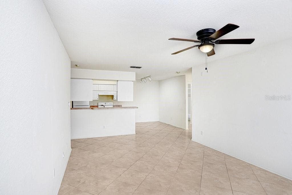 36009 DEER CREEK DRIVE Unit 104, ZEPHYRHILLS, FL 33541 photo 4