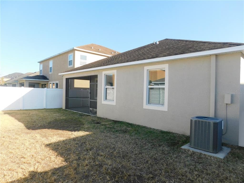 11723 WINTERSET COVE Drive, RIVERVIEW, FL 33579 photo 2