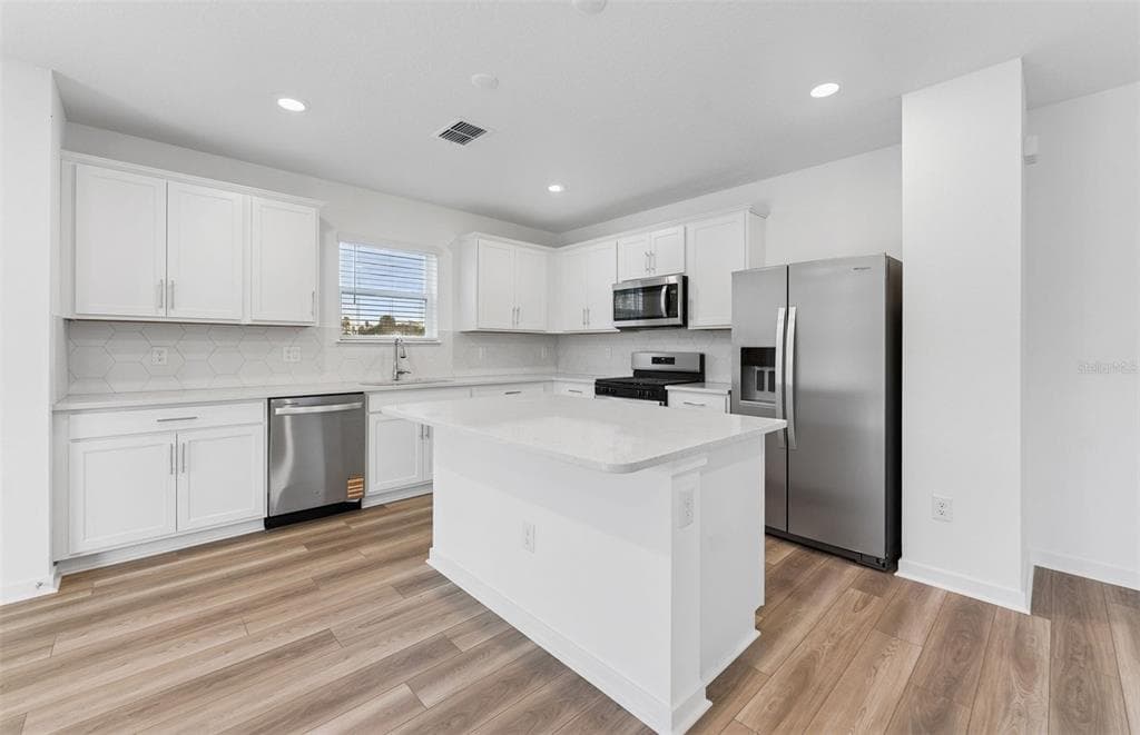 9760 CRESCENT MOON DRIVE, RIVERVIEW, FL 33578 photo 3