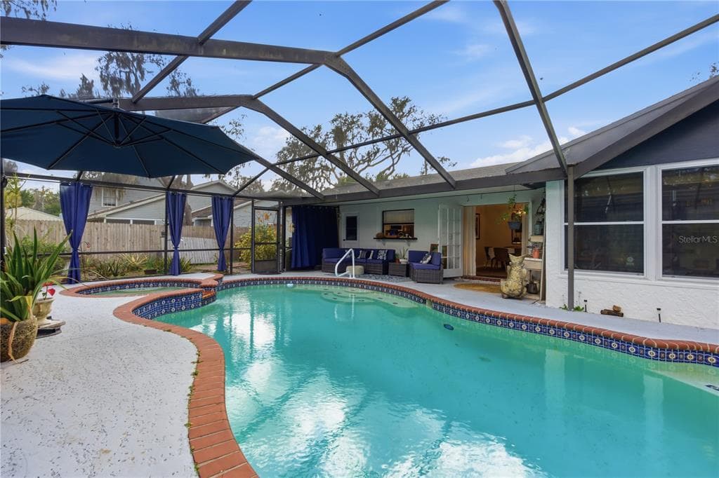 18709 LAKE COMMISTON DRIVE, LUTZ, FL 33549 photo 3