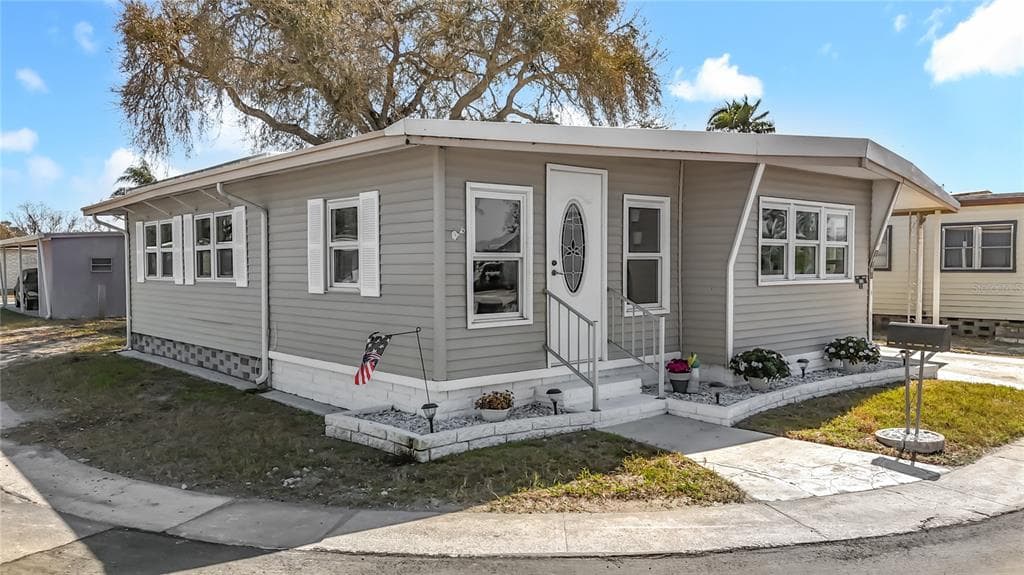 10101 LAKE Drive Unit 89, LARGO, FL 33773 photo 5