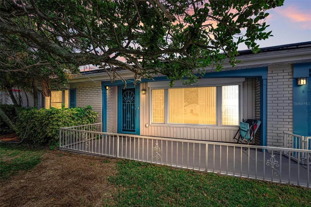 3520 OVERLAND Drive, HOLIDAY, FL 34691