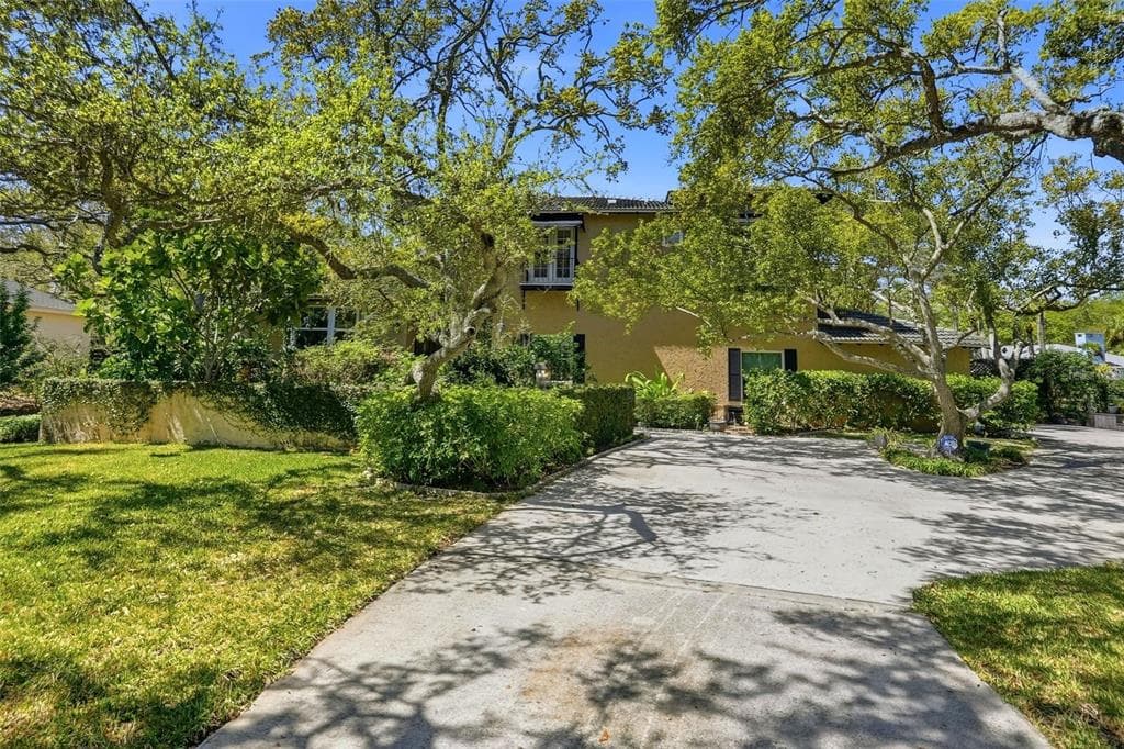 10785 DANIELLE DRIVE, LARGO, FL, 33774 photo 2