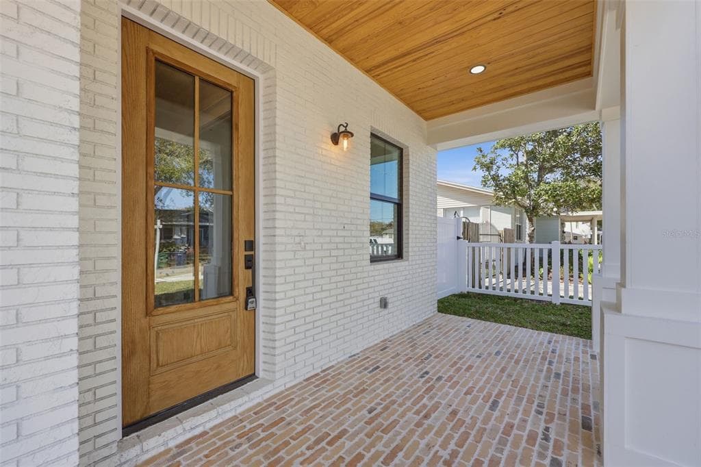 920 ALFRED STREET, TAMPA, FL, 33603 photo 2