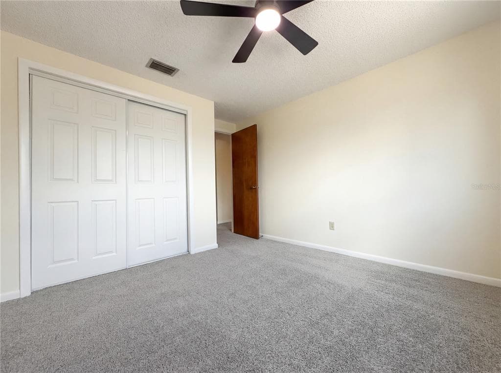 16116 GARDENDALE Drive, TAMPA, FL 33624 photo 4