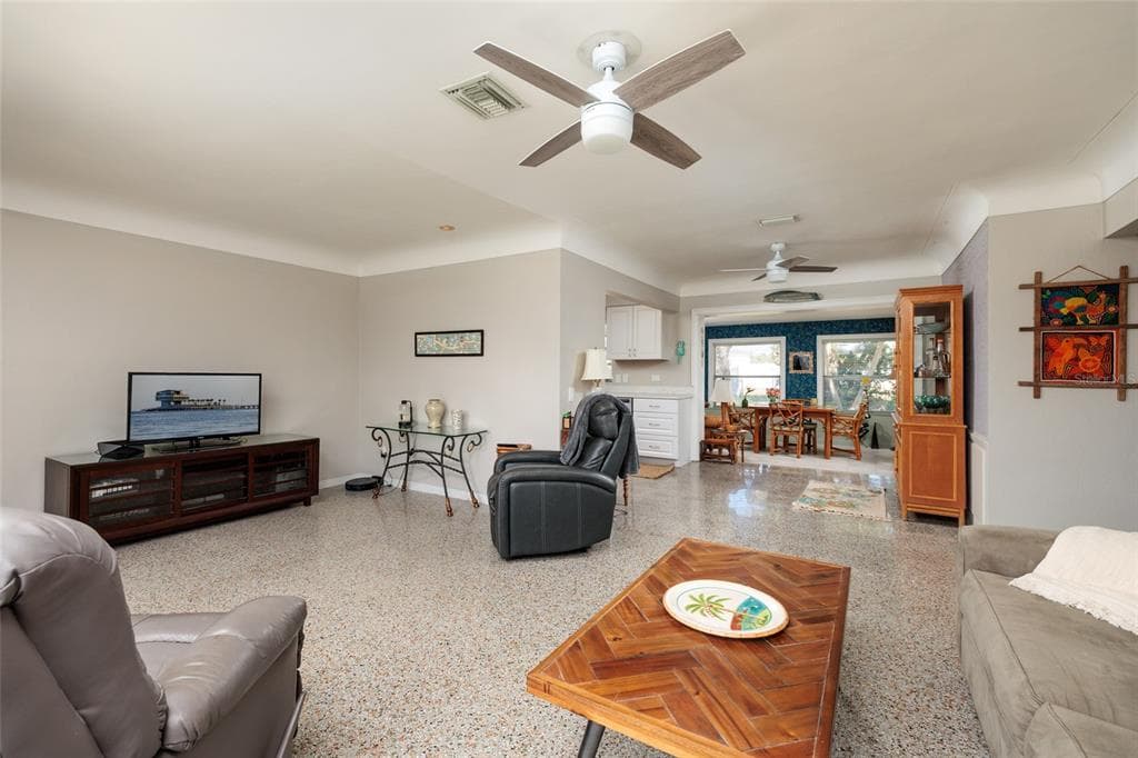 349 89TH Avenue, Street PETERSBURG, FL 33702 photo 5