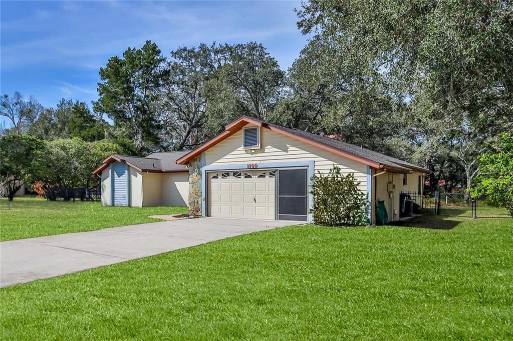 1299 STALLINGS AVENUE, SPRING HILL, FL 34609 photo 5