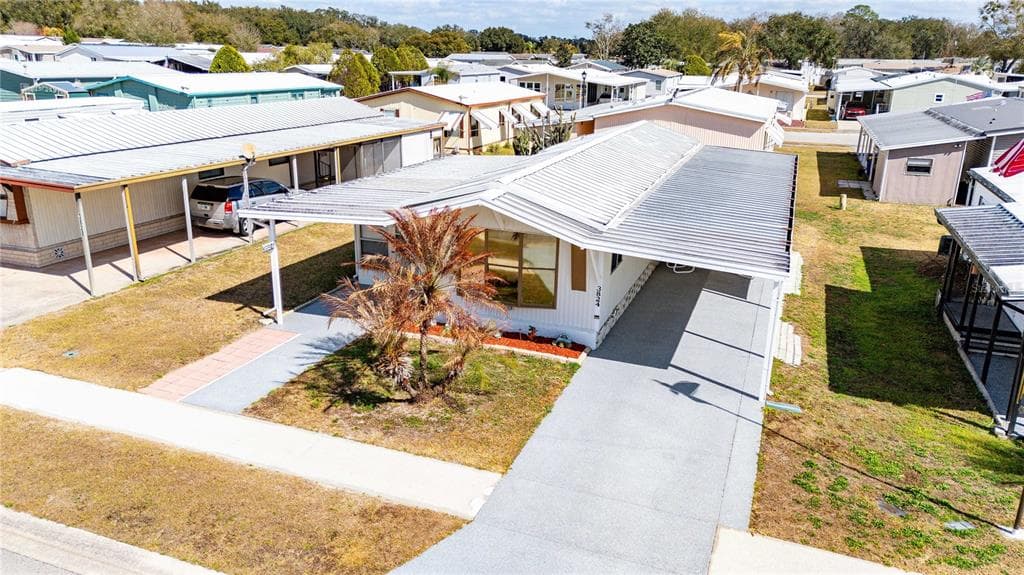 3824 KIM DRIVE, WESLEY CHAPEL, FL 33543 photo 4