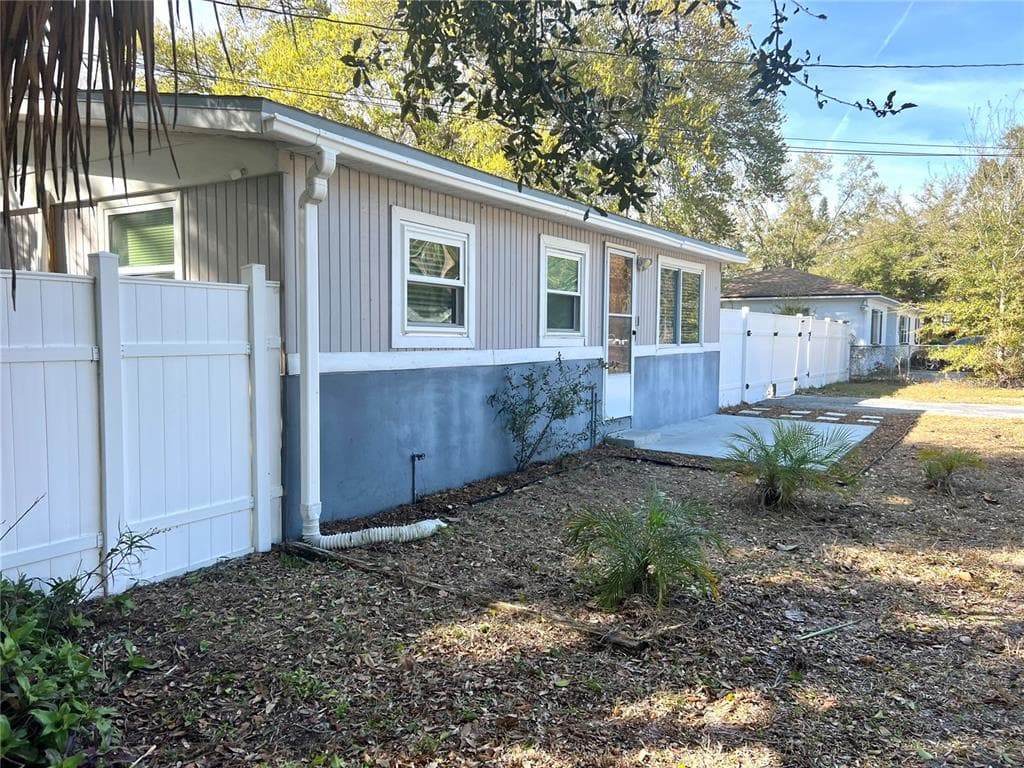 14716 63RD WAY, CLEARWATER, FL 33760 photo 3