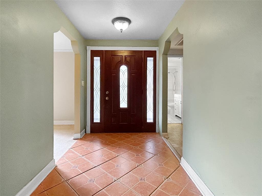 2006 CRICKET Lane, VALRICO, FL 33594 photo 3