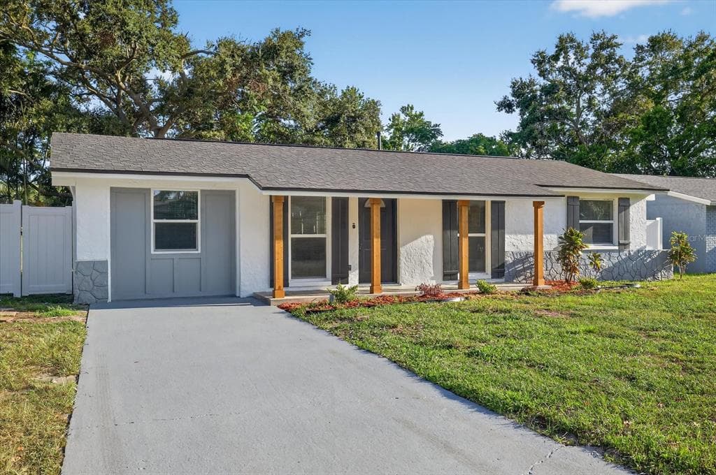 2813 CANDLEWOOD STREET, CLEARWATER, FL, 33759 photo 3