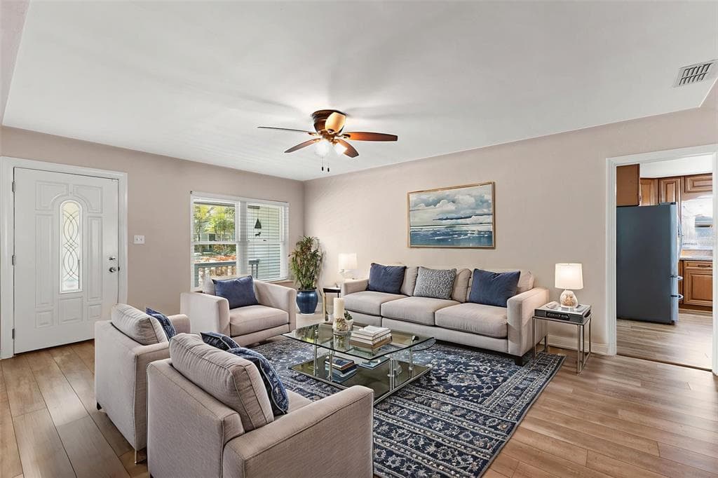 811 40TH AVENUE, Street PETERSBURG, FL 33703 photo 4