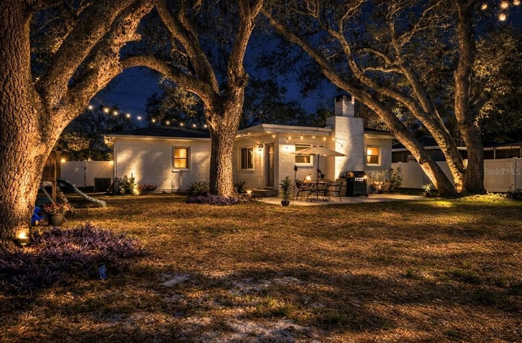 10224 OAKLEAF AVENUE, TAMPA, FL 33612 photo 3