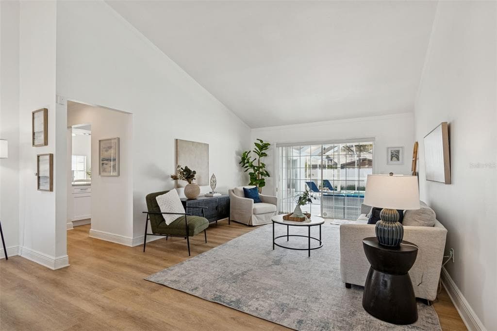 15830 GLENARN DRIVE, TAMPA, FL 33618 photo 2