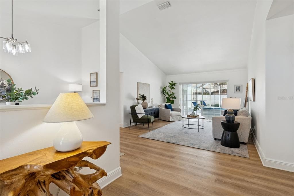 15830 GLENARN DRIVE, TAMPA, FL 33618 photo 4