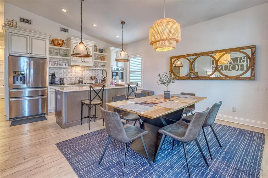 13511 GULF BOULEVARD, MADEIRA BEACH, FL 33708 photo 5