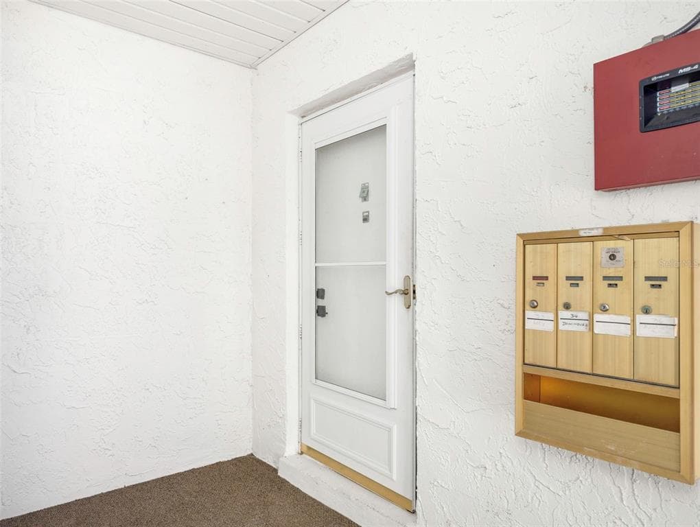 241 MCMULLEN BOOTH ROAD Unit 35, CLEARWATER, FL 33759 photo 4