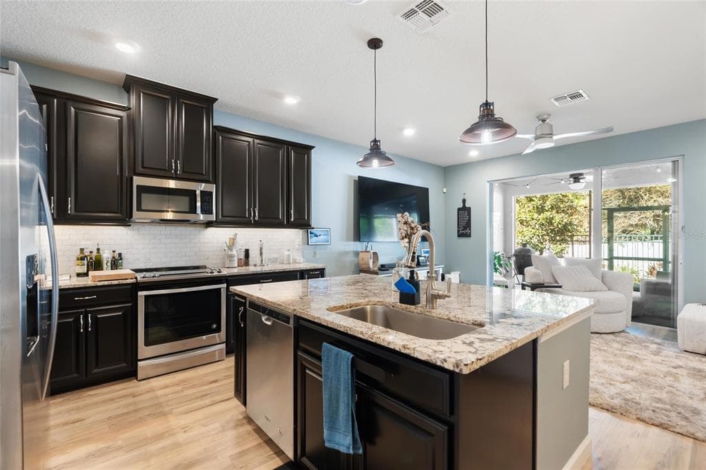 1207 SUNSET LANE, DUNEDIN, FL 34698 photo 5