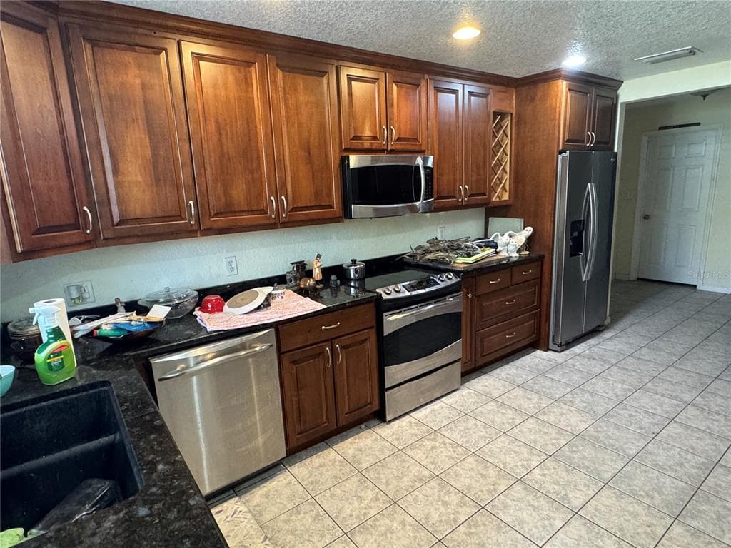 1736 COUNTRY CLUB DRIVE, TAMPA, FL 33612 photo 5