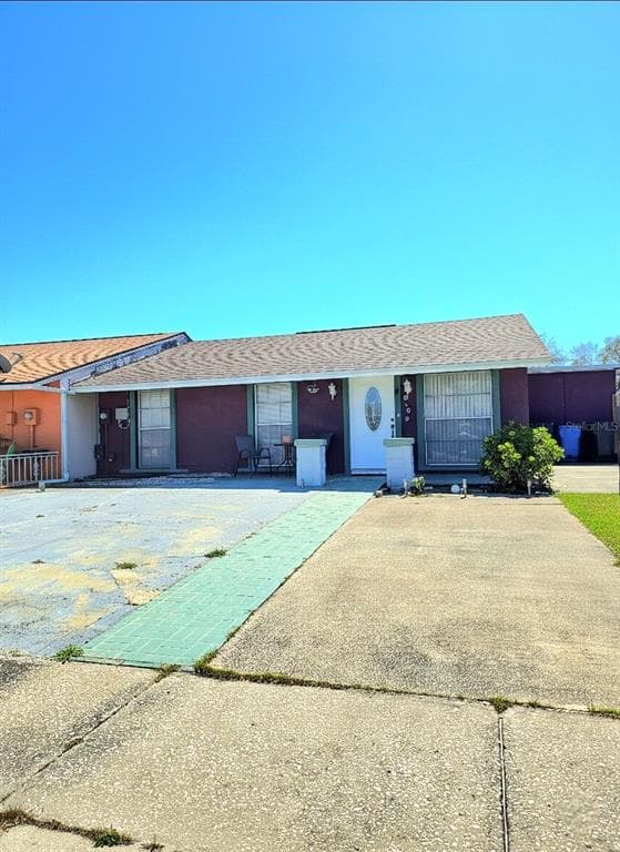 8589 BRIAR GROVE CIRCLE, TAMPA, FL 33615