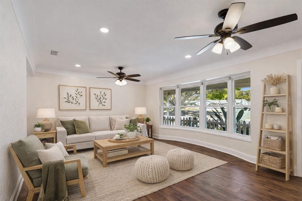 5682 46TH AVENUE, KENNETH CITY, FL 33709 photo 4