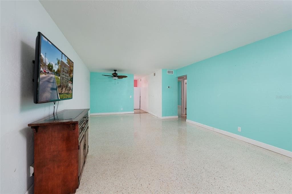 4143 57TH STREET Unit 501, KENNETH CITY, FL 33709 photo 3