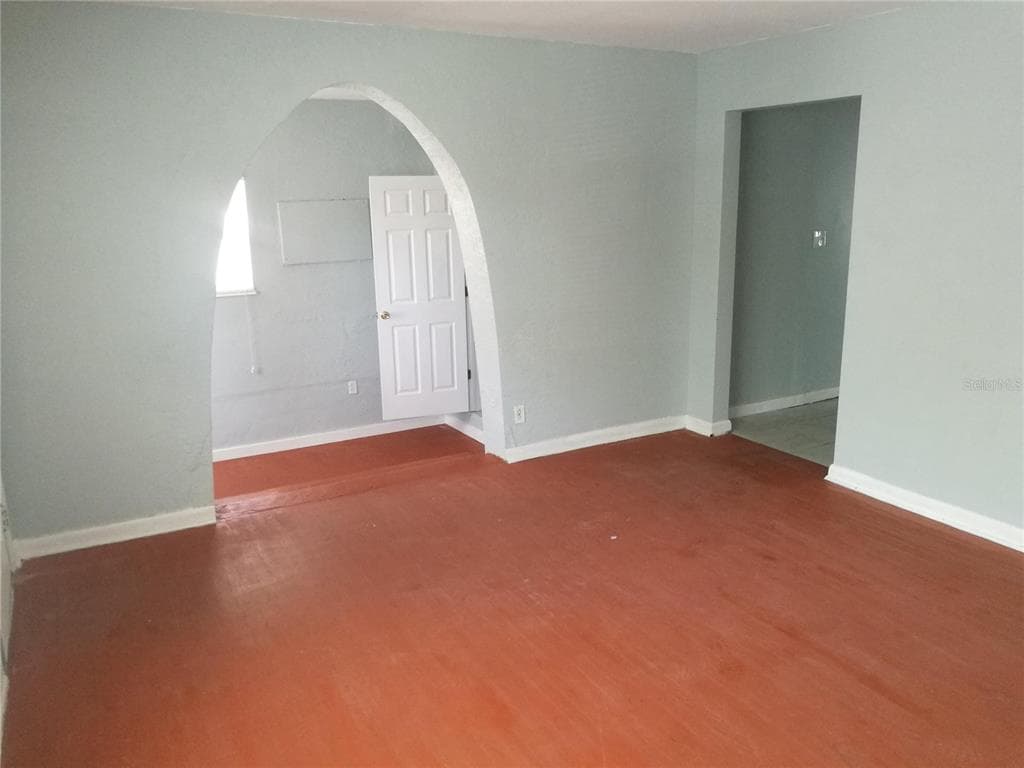 2534 19TH STREET, Street PETERSBURG, FL 33712 photo 2