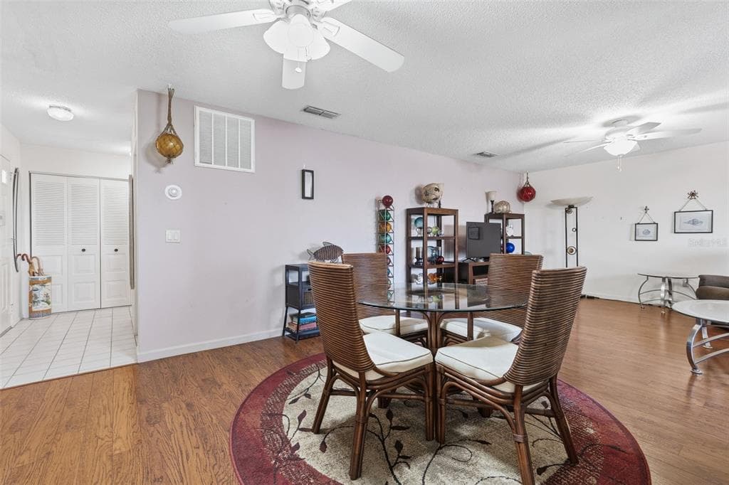 6070 80TH STREET Unit 403, Street PETERSBURG, FL 33709 photo 4