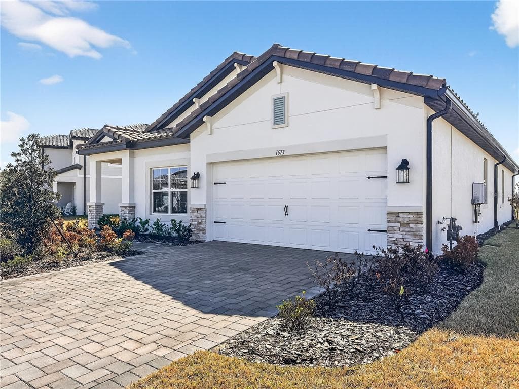 1673 SUTTONSET Trail, ZEPHYRHILLS, FL 33541 photo 2