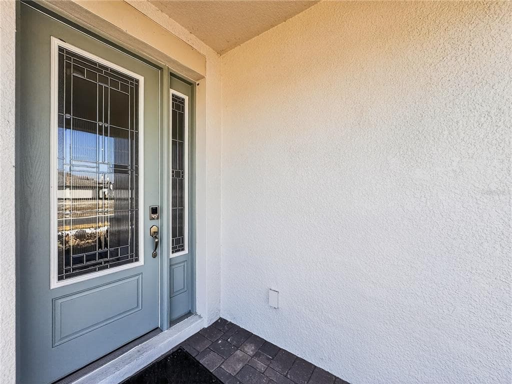 1673 SUTTONSET Trail, ZEPHYRHILLS, FL 33541 photo 3