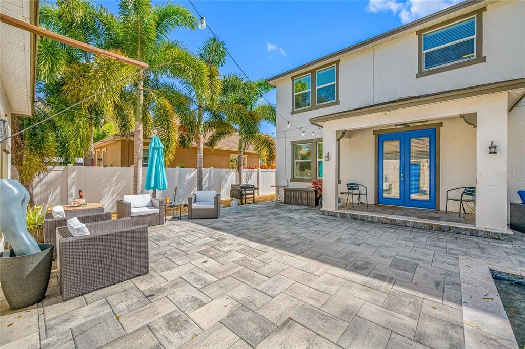 827 12TH AVENUE, Street PETERSBURG, FL 33701 photo 4