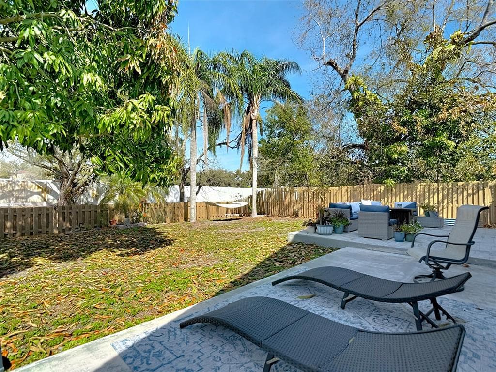 5637 PADDOCK TRAIL DRIVE, TAMPA, FL 33624 photo 4
