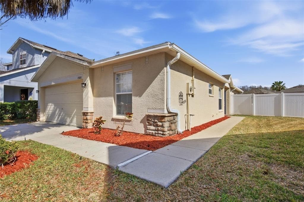 3306 HOYLAKE COURT, LAND O LAKES, FL 34638 photo 2