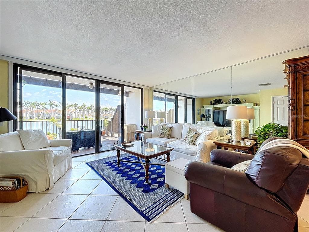 6290 BAHIA DEL MAR CIRCLE Unit 12, Street PETERSBURG, FL 33715 photo 4