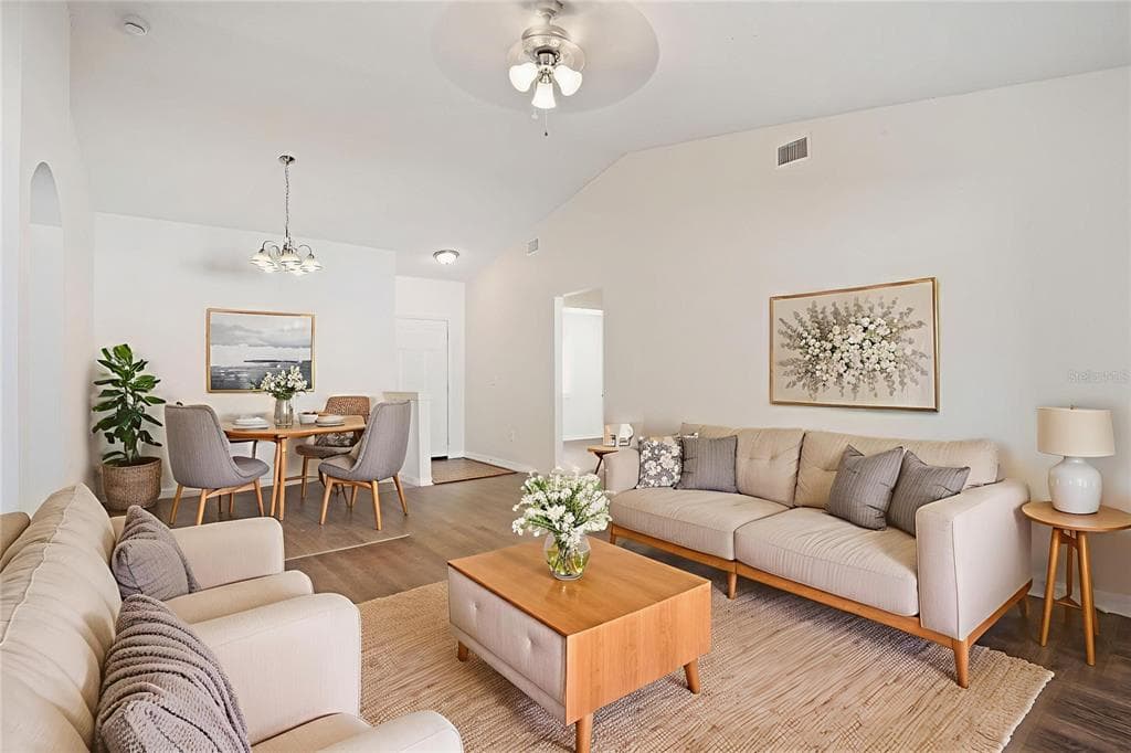 4504 REYNOLDS CREEK Avenue, PLANT CITY, FL 33563 photo 3