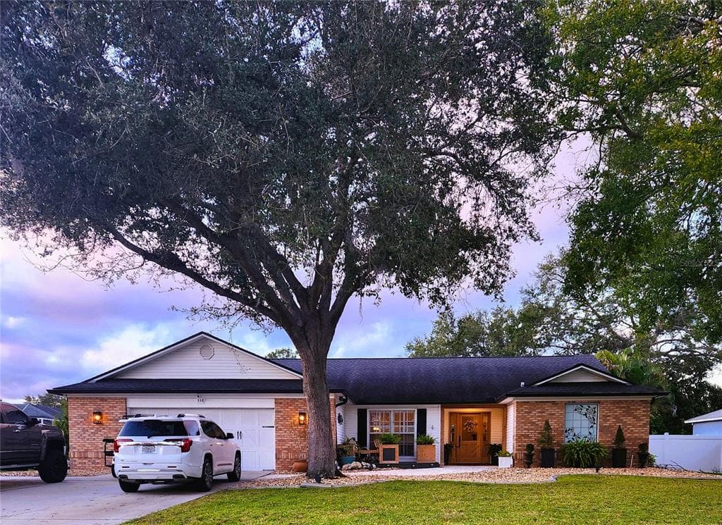 338 LAFAYETTE BOULEVARD, OLDSMAR, FL 34677